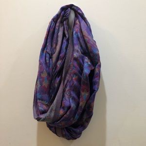 Old Navy Purple Neck Scarf